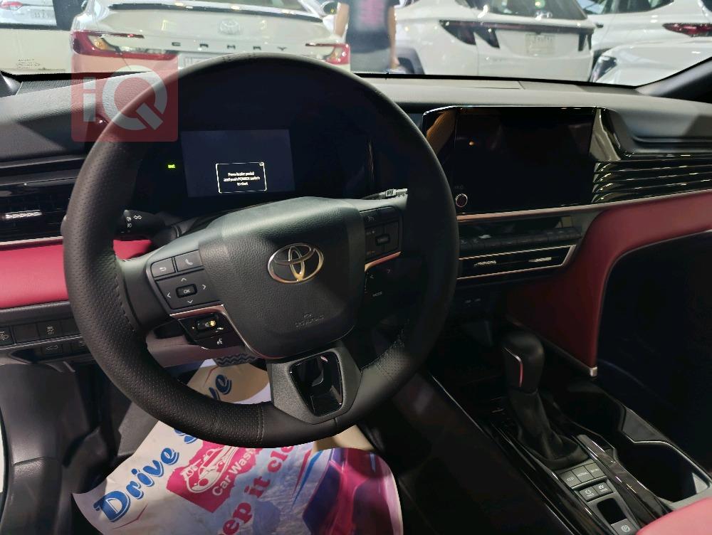 تۆیۆتا کامری